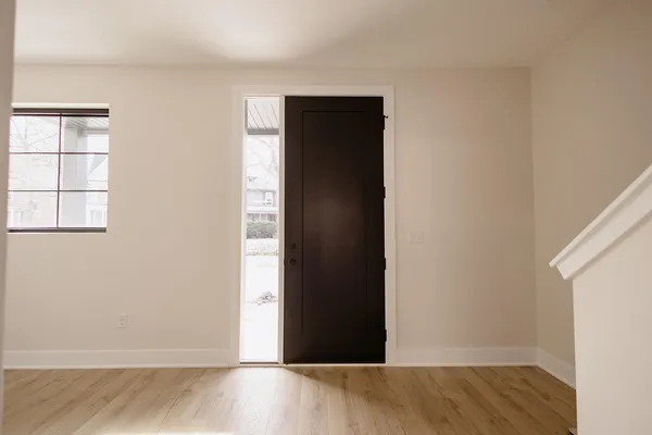 $3,750 | 638 Fulton Street East, Unit D1, Grand Rapids, MI 49503