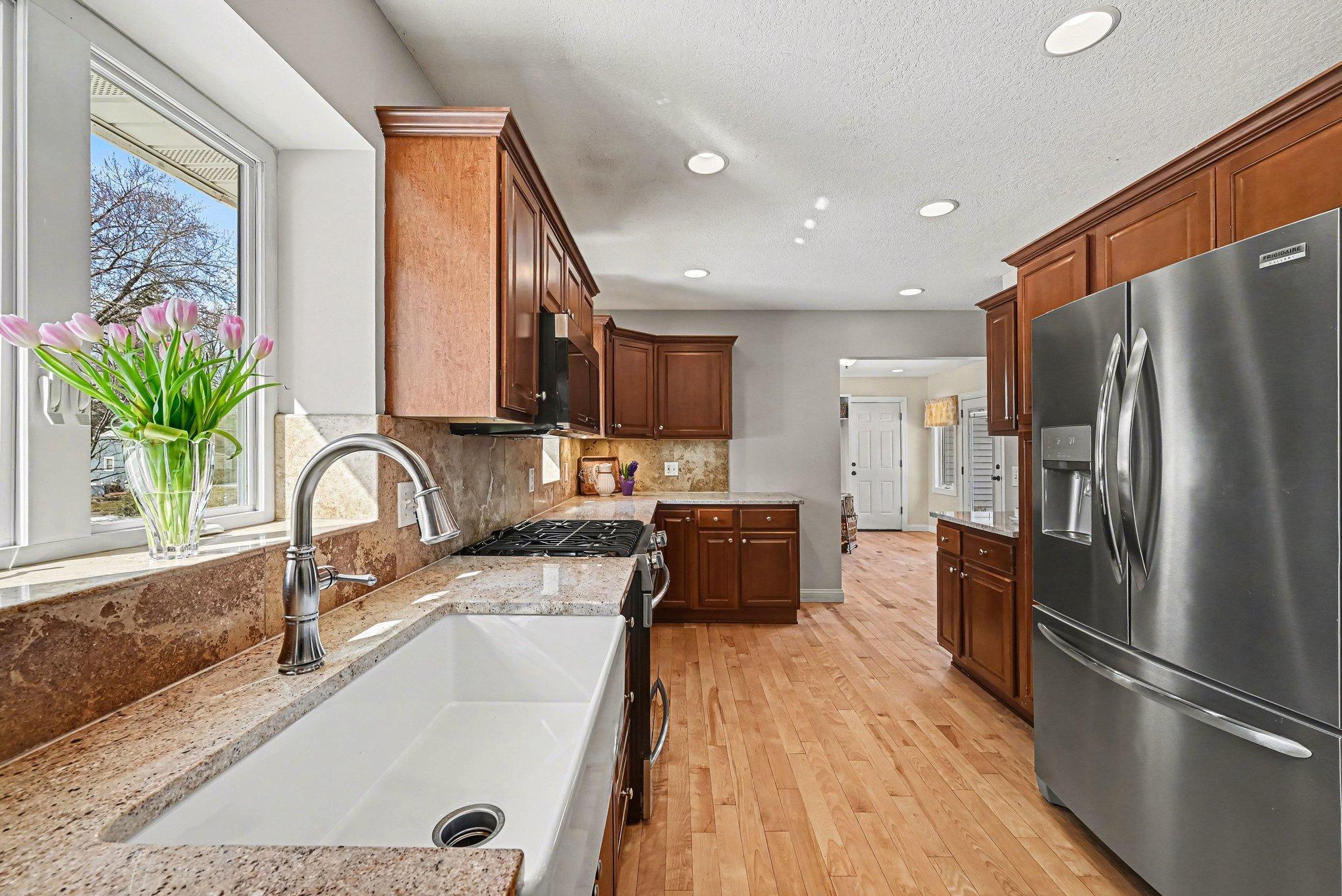 4713 Fairhills Road West Minnetonka, MN 55345 - Photo 11 of 50