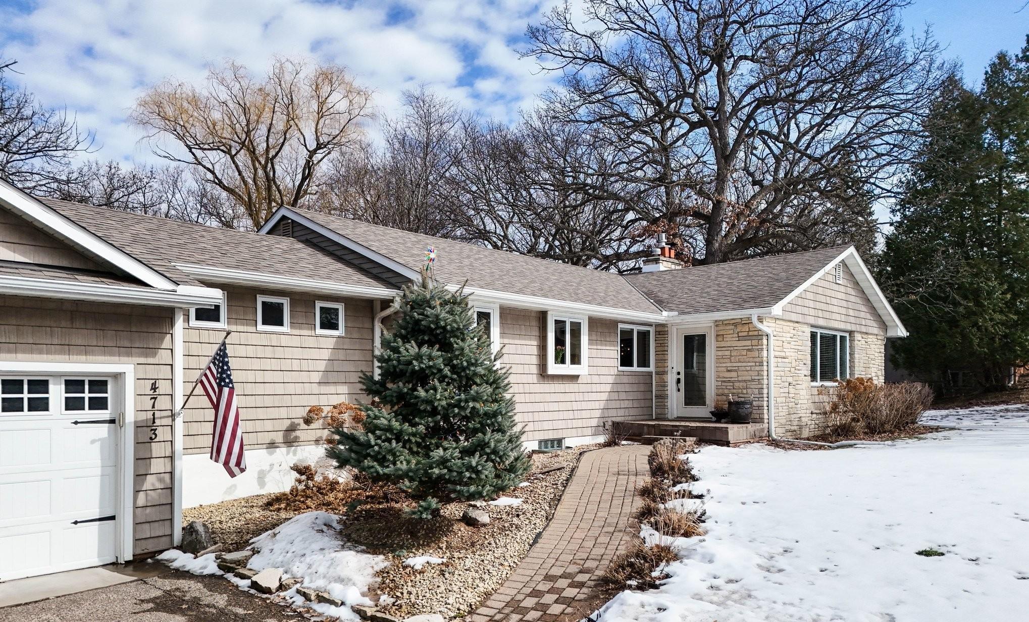 4713 Fairhills Road West Minnetonka, MN 55345 - Photo 3 of 50