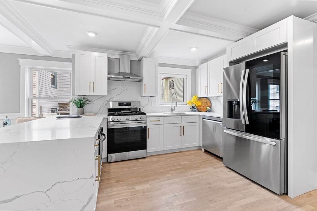 27-1 Central Road, Unit 1 Somerville, MA 02143 - Photo 10 of 41 Gallery Image 10