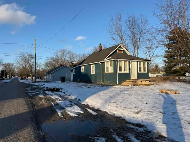 $1,250 | 3401 Harvester Street, Fort Wayne, IN 46803