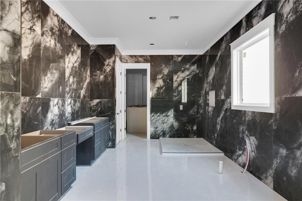 403 Thunder Road Buford, GA 30518 - Photo 18 of 27