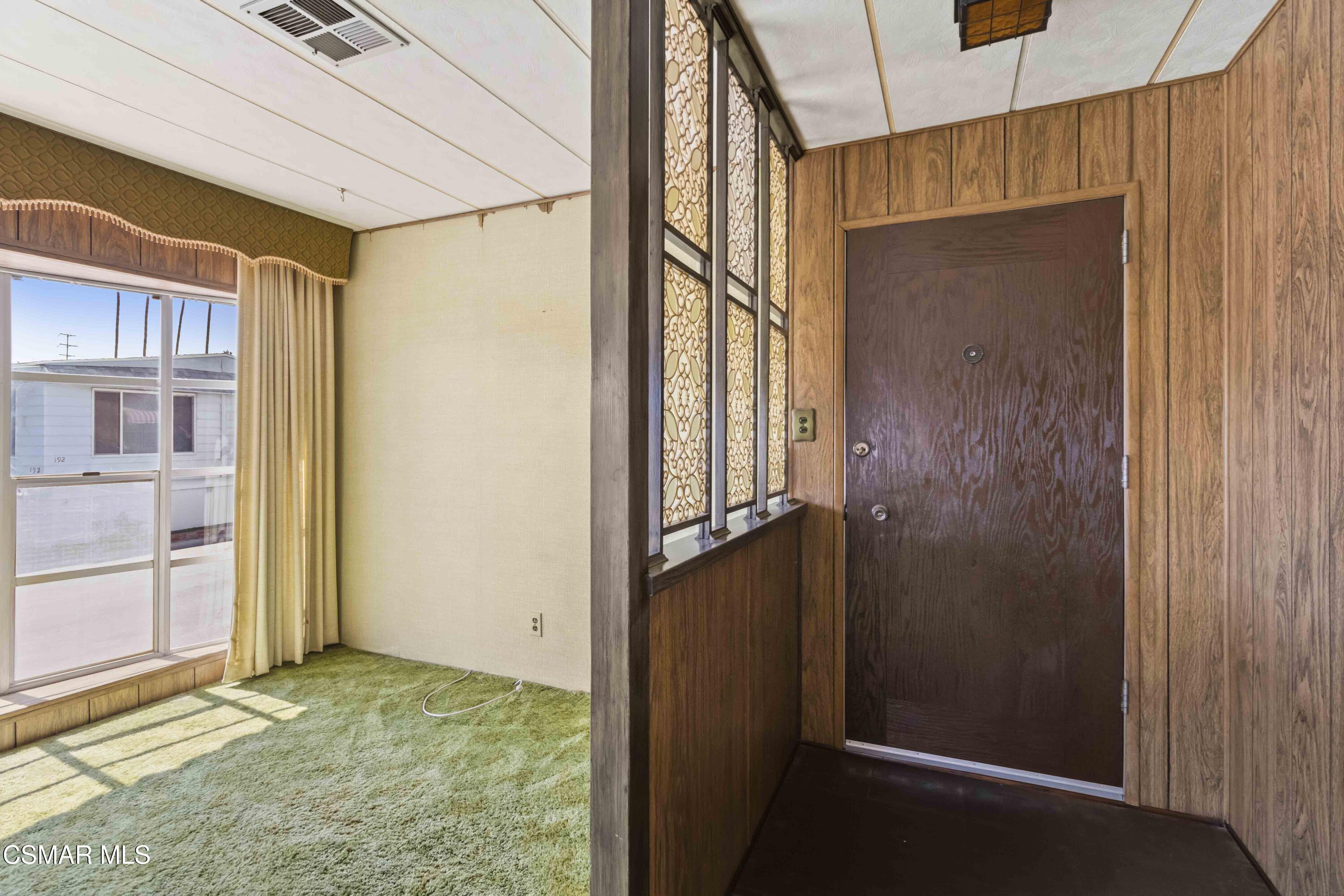 195 Tierra Rejada Road, Unit 201 Simi Valley, CA 93065 - Photo 13 of 50 0022