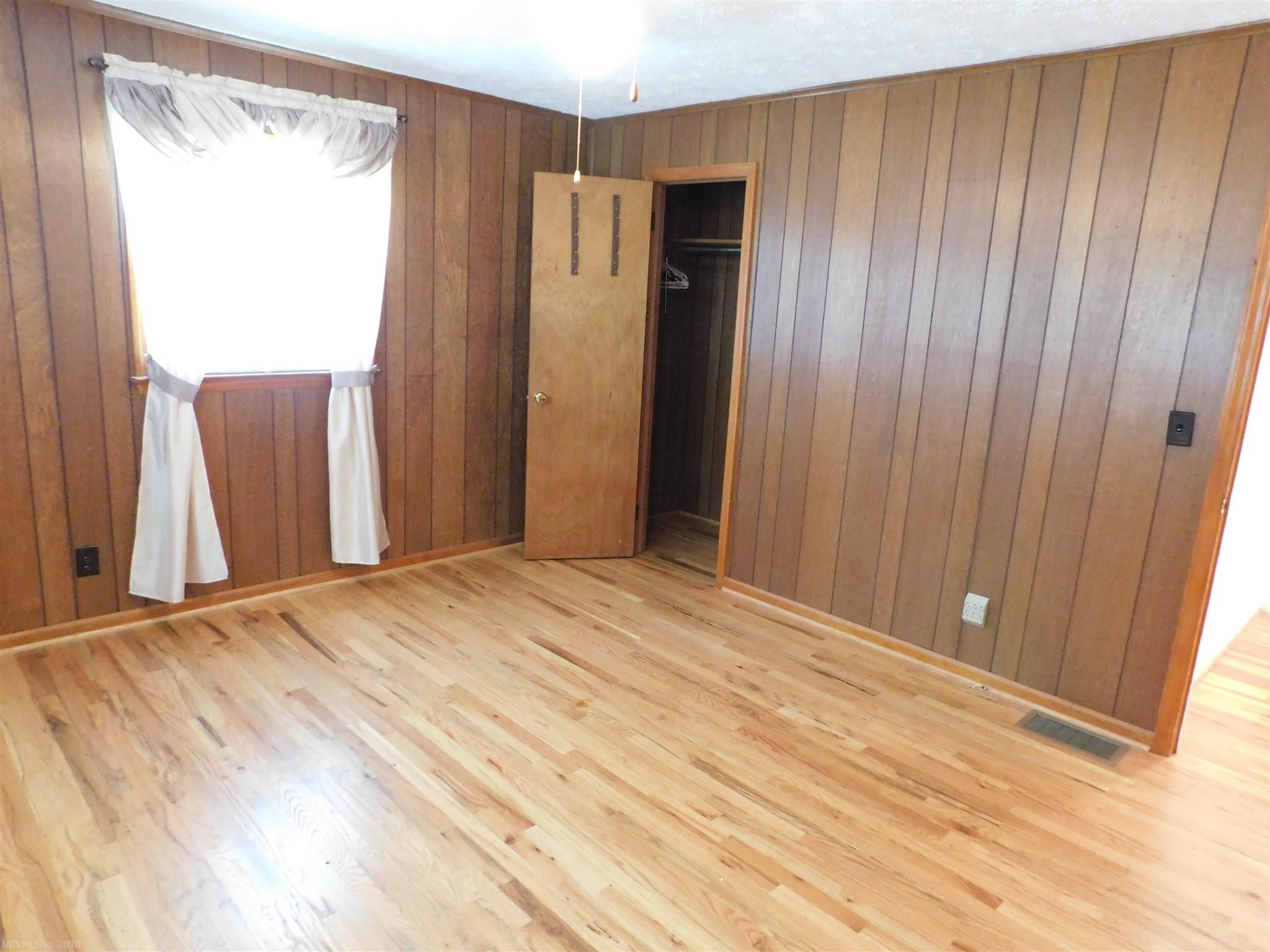7650 Belspring Road Radford, VA 24141 - Photo 10 of 22 Gallery Image 10