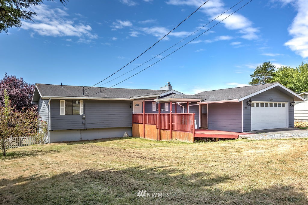 1311 Swantown Road Oak Harbor, WA 98277 - Photo 2 of 25 Gallery Image 2