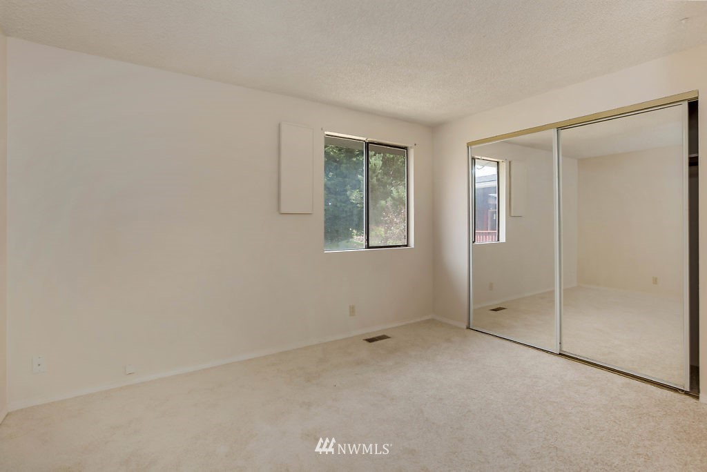 1311 Swantown Road Oak Harbor, WA 98277 - Photo 14 of 25 Gallery Image 14