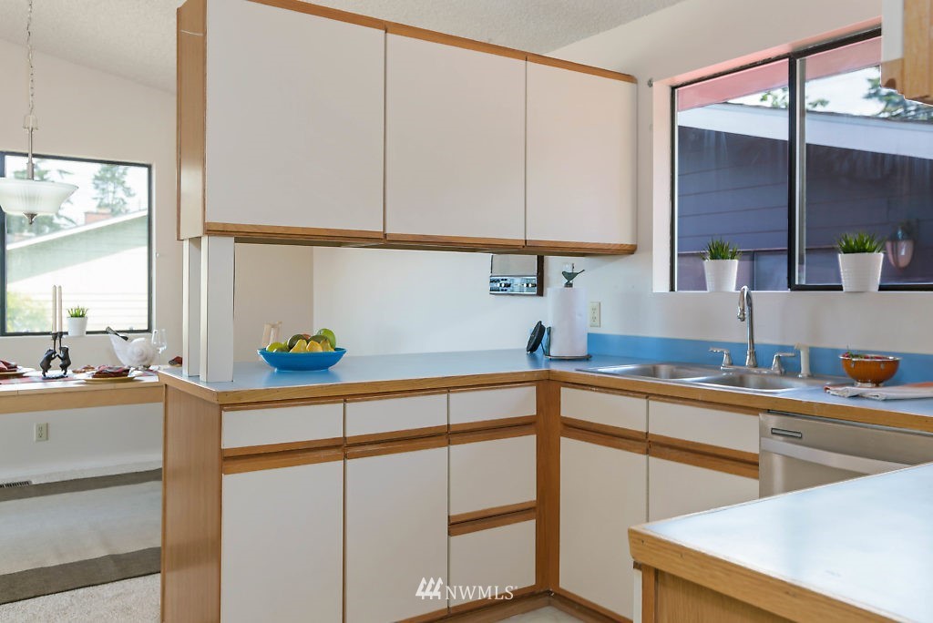 1311 Swantown Road Oak Harbor, WA 98277 - Photo 8 of 25 Gallery Image 8