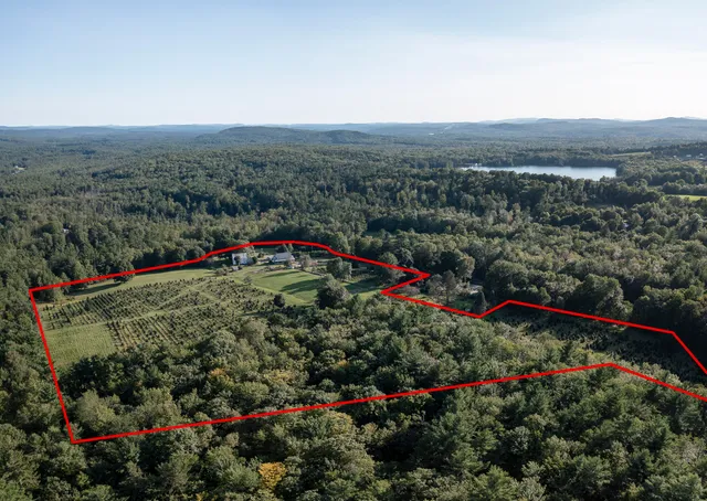 $749,000 | 159 Moose Hill Road, Fayette, ME 04349