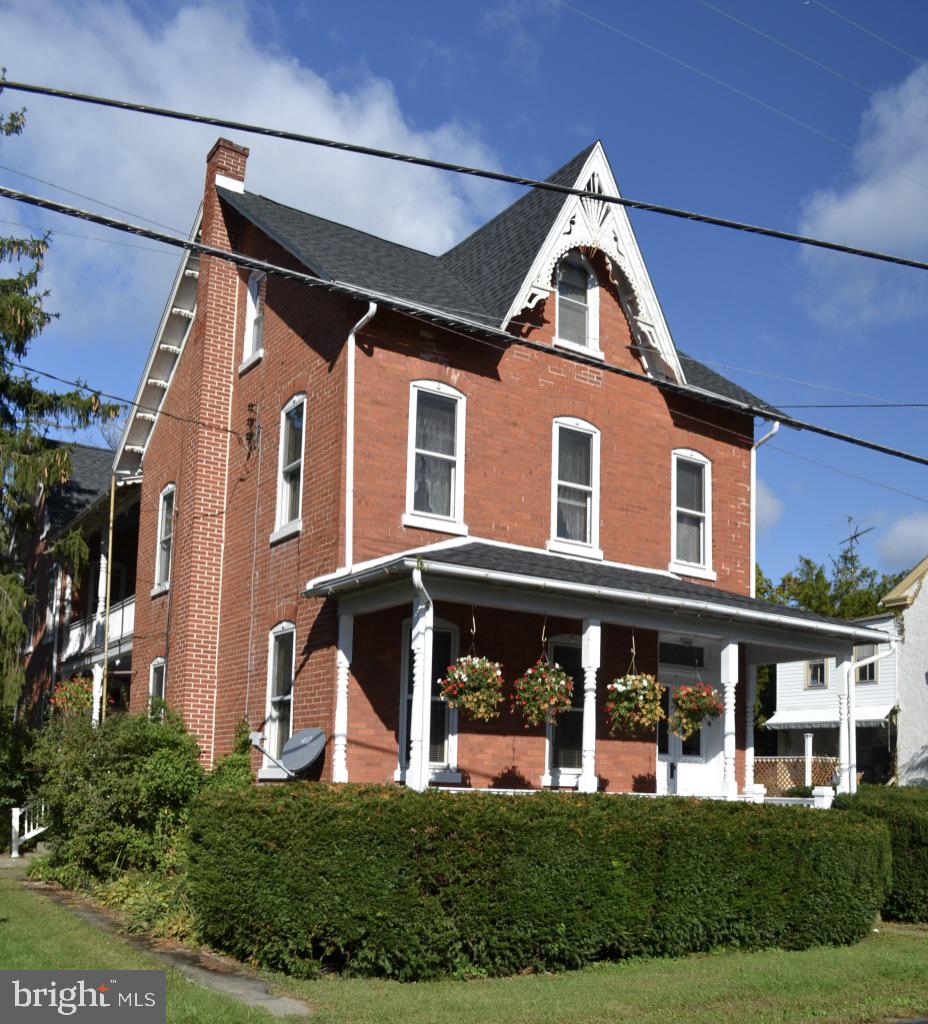 2136 Old Rte 100 Bechtelsville, PA 19505 - Photo 3 of 52 Gallery Image 3