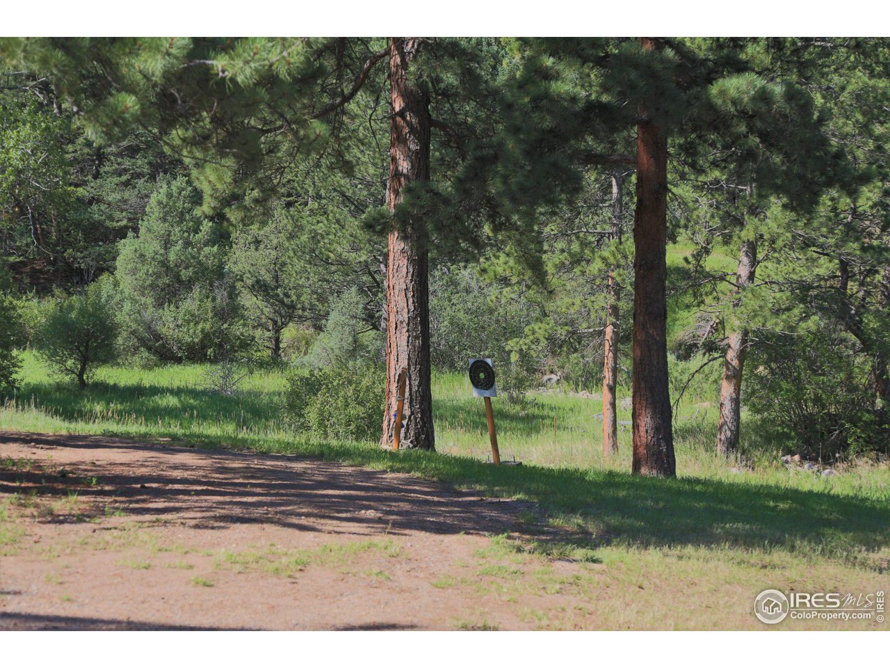 9648 Highway 36 Lyons, CO 80540 - Photo 27 of 31 a view of a park