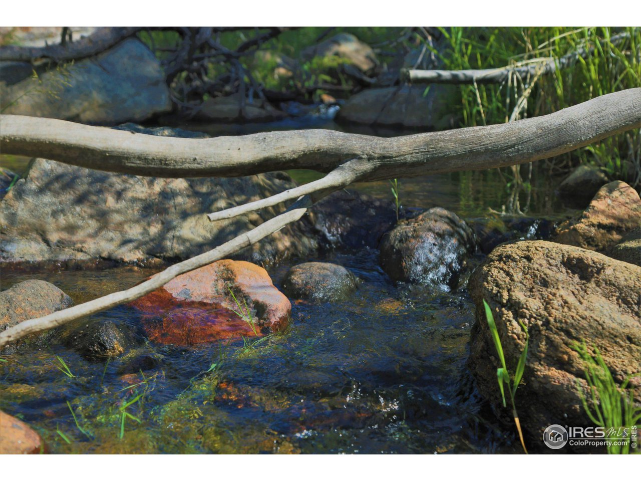 9648 Highway 36 Lyons, CO 80540 - Photo 29 of 31 a view of a couches on the roof deck