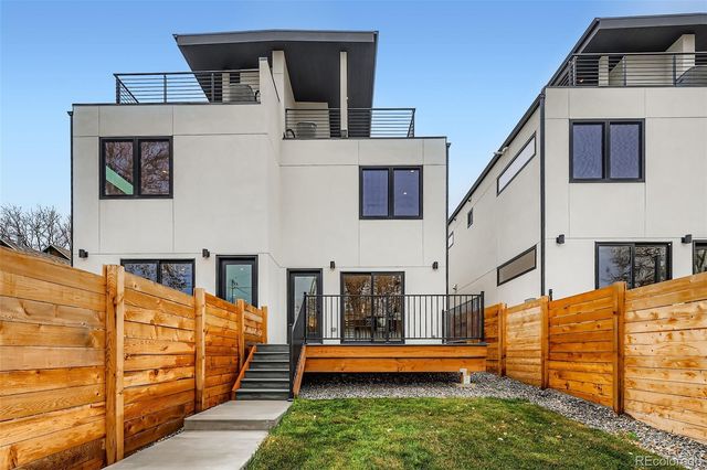 a view of a terrace with sky view