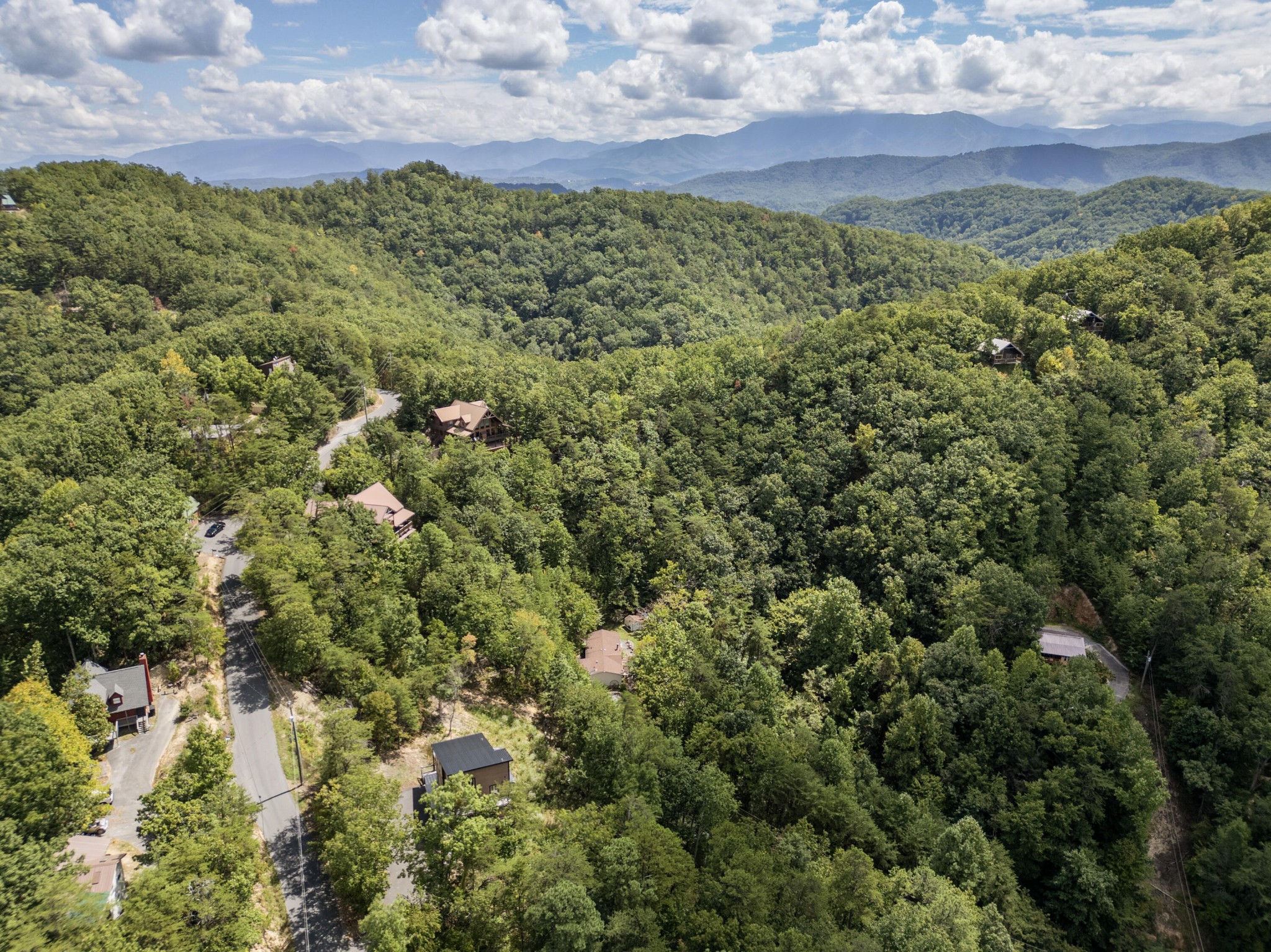 1046 Bryan View Road Sevierville, TN 37862 - Photo 8 of 42