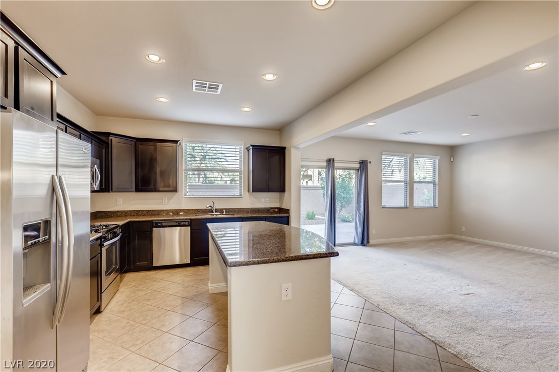 436 White Heart Road Las Vegas, NV 89148 - Photo 6 of 27 Gallery Image 6