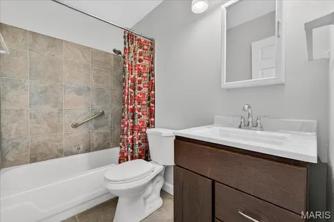 $249,000 | 623 Bugle Run Drive, Florissant, MO 63034