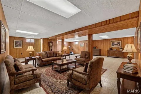 $249,000 | 623 Bugle Run Drive, Florissant, MO 63034