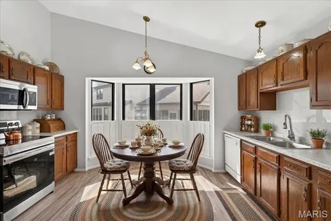 $249,000 | 623 Bugle Run Drive, Florissant, MO 63034