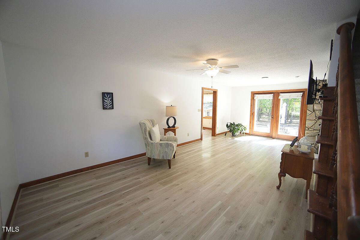 3813 West Lake Road Apex, NC 27539 - Photo 4 of 25 3913 West Lake RdC