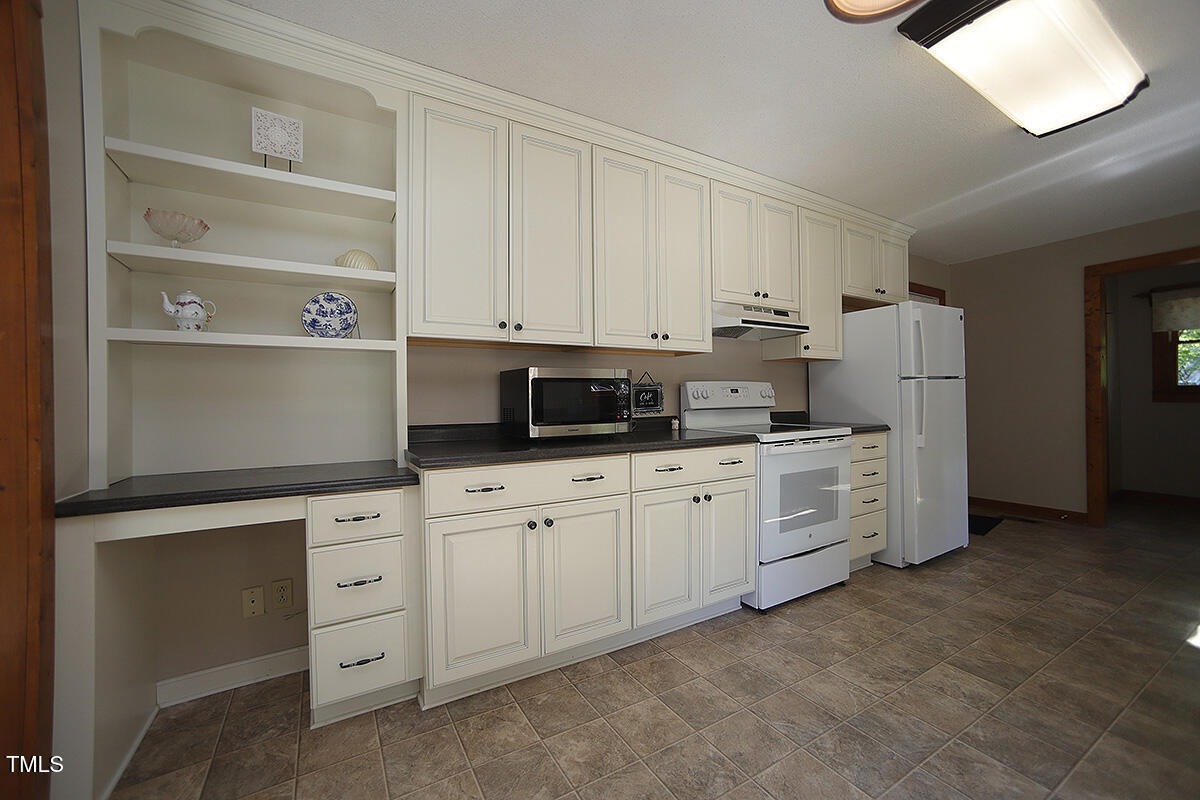 3813 West Lake Road Apex, NC 27539 - Photo 7 of 25 3913 West Lake RdF