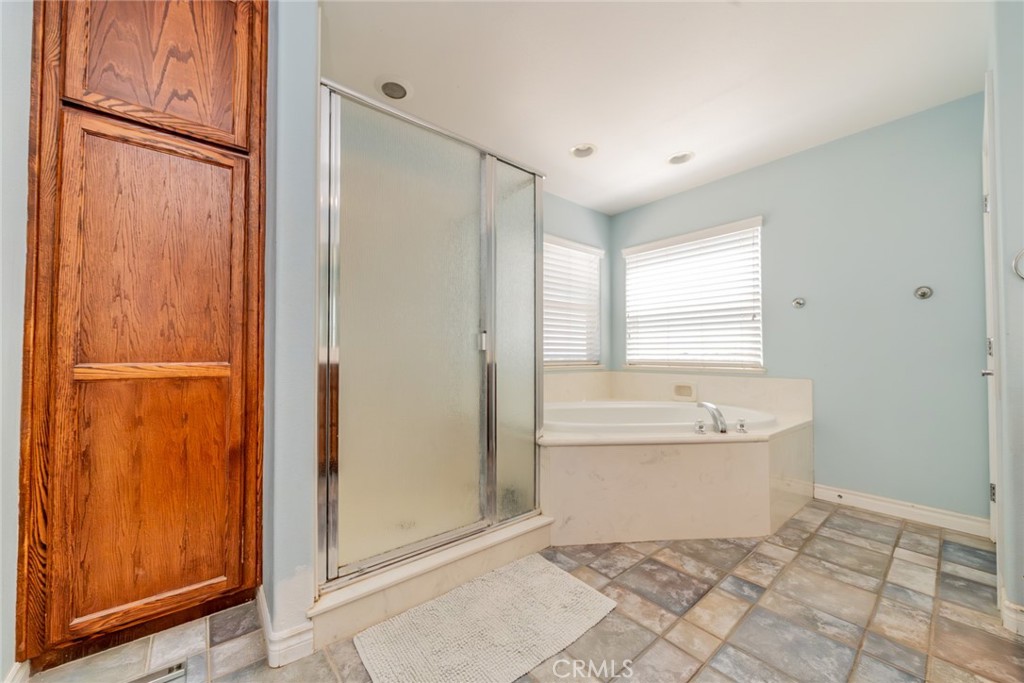 10636 Larch Road Oak Hills, CA 92344 - Photo 26 of 50