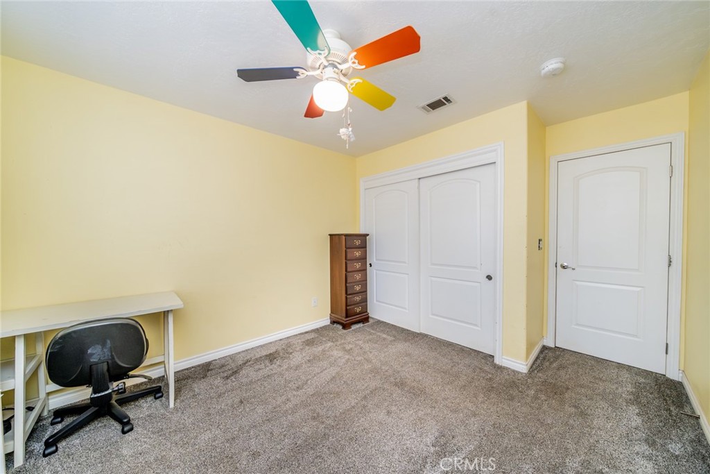 10636 Larch Road Oak Hills, CA 92344 - Photo 30 of 50