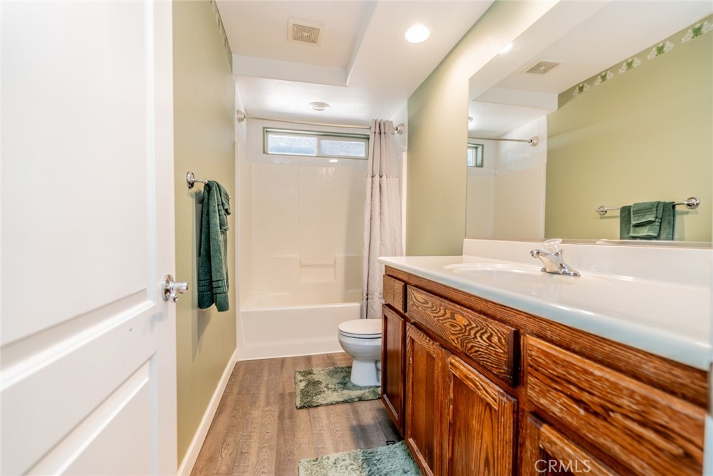 10636 Larch Road Oak Hills, CA 92344 - Photo 32 of 50