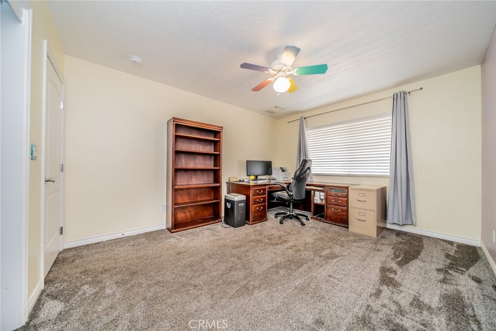 10636 Larch Road Oak Hills, CA 92344 - Photo 40 of 50