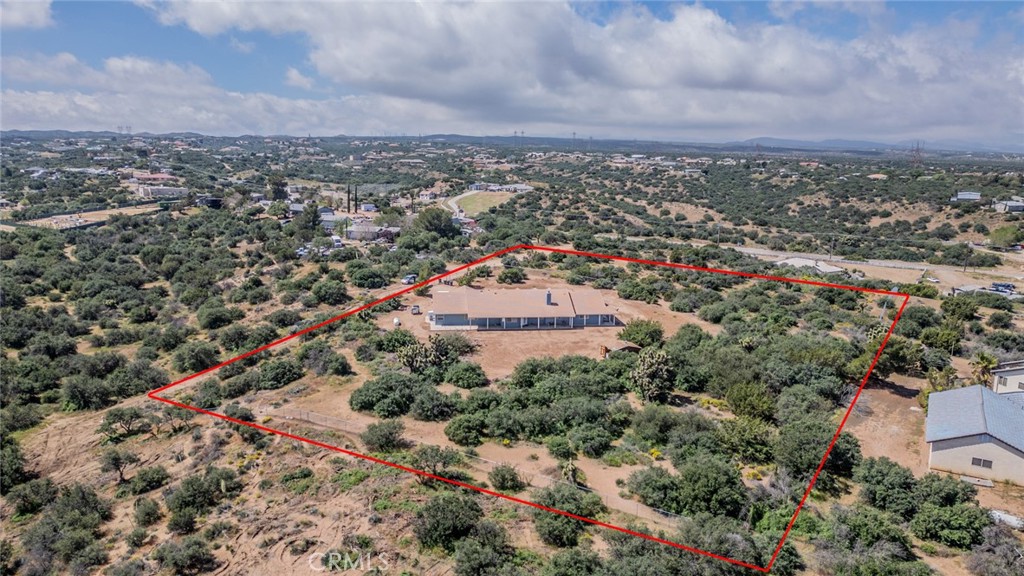 10636 Larch Road Oak Hills, CA 92344 - Photo 47 of 50