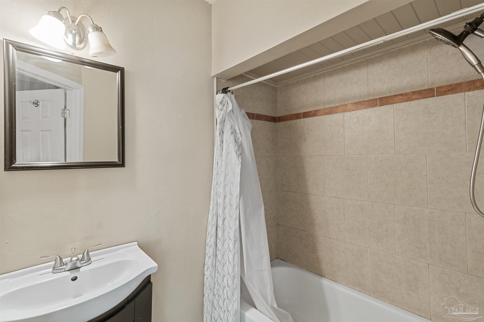 203 Booth Avenue Cantonment, FL 32533 - Photo 14 of 21