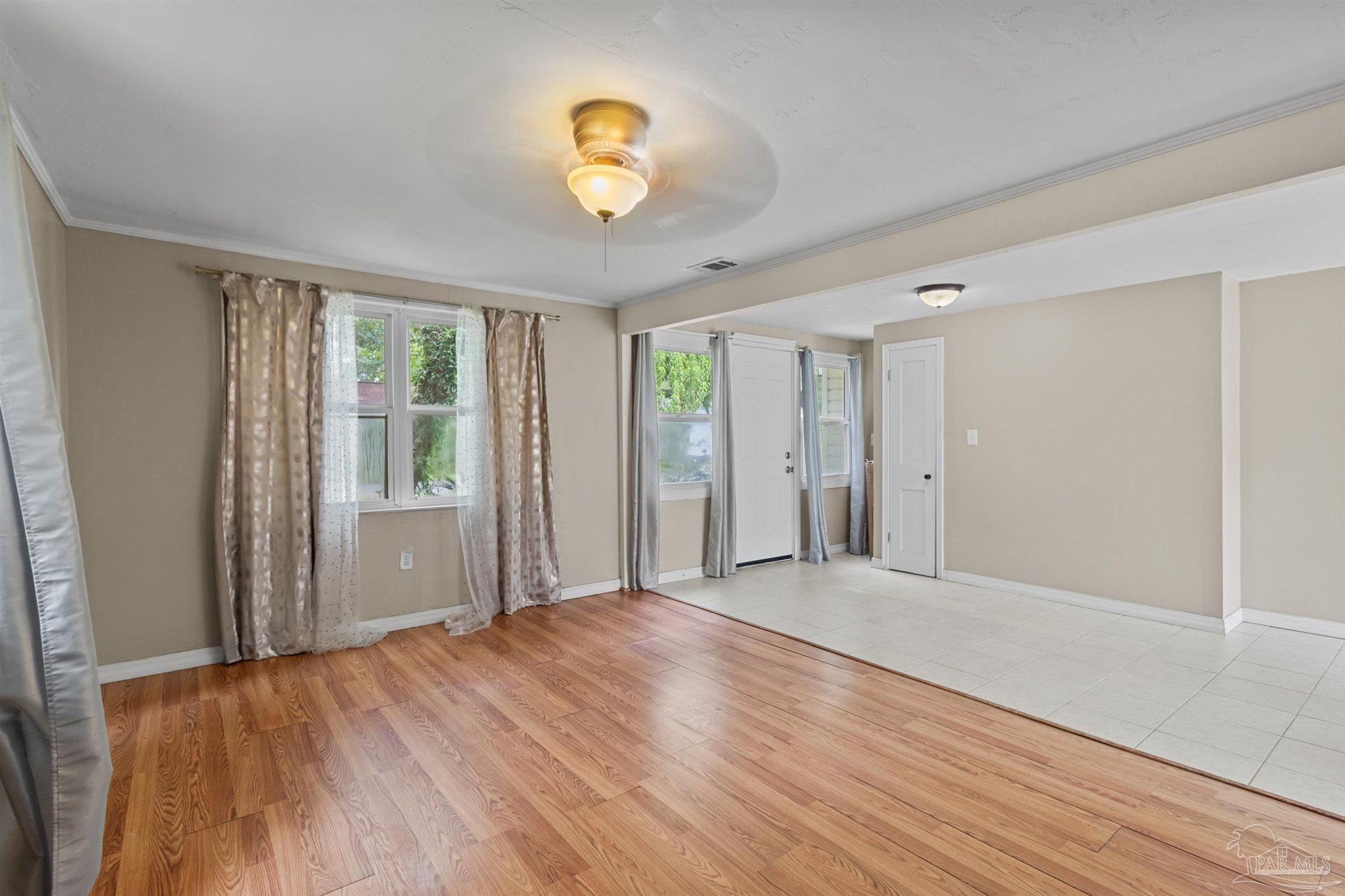 203 Booth Avenue Cantonment, FL 32533 - Photo 4 of 21