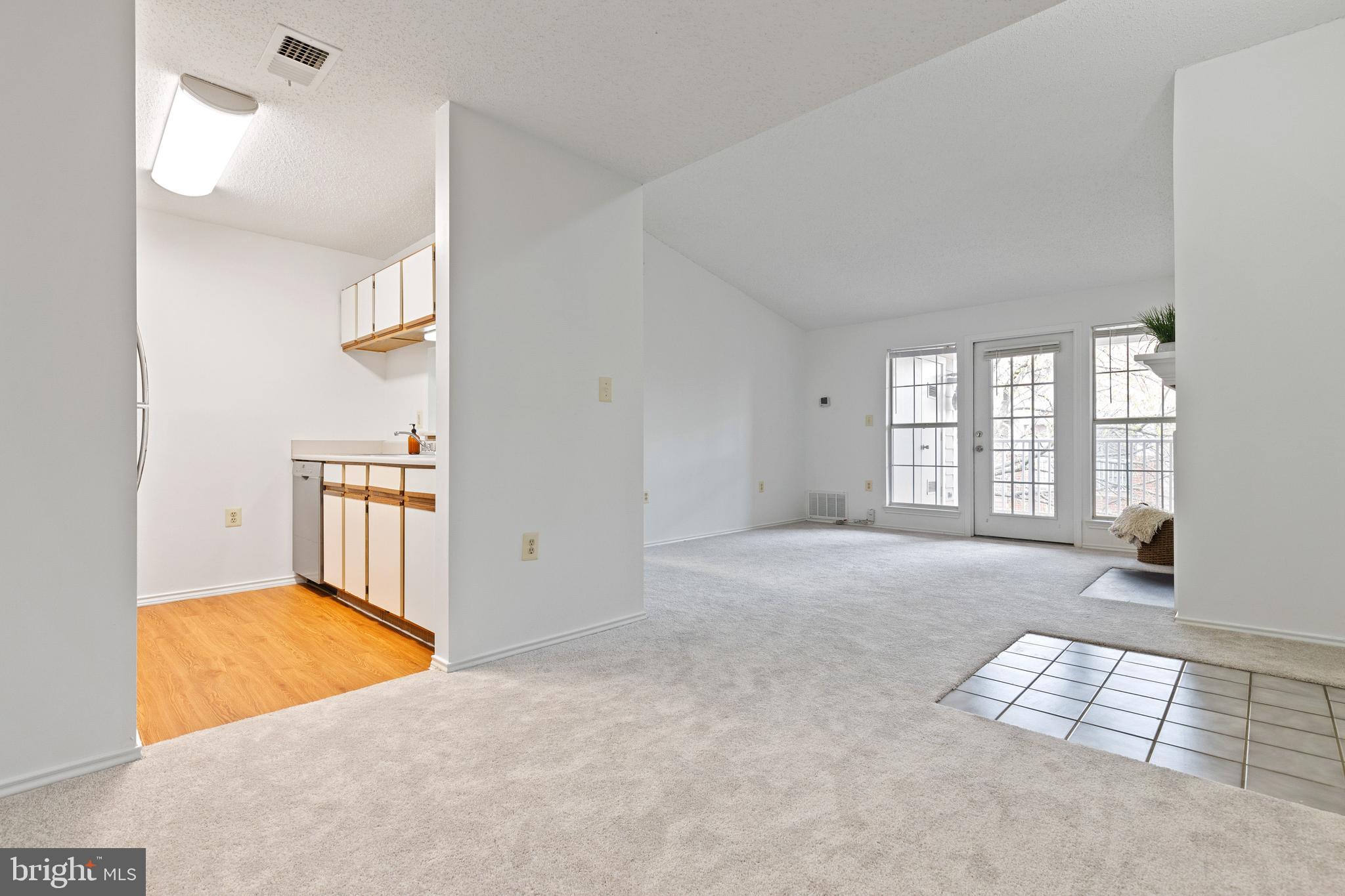 21007 Timber Ridge Terrace, Unit 303 Ashburn, VA 20147 - Photo 13 of 31 Gallery Image 13