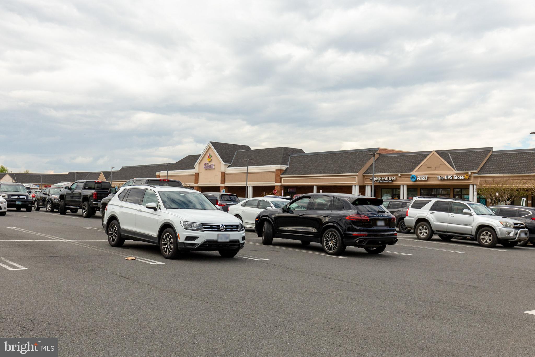 21007 Timber Ridge Terrace, Unit 303 Ashburn, VA 20147 - Photo 30 of 31 Gallery Image 30