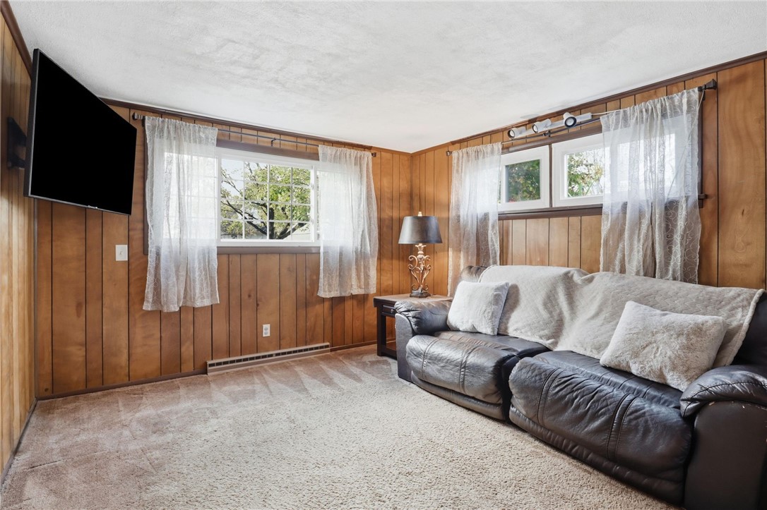 160 Wood Road Greece, NY 14626 - Photo 16 of 34