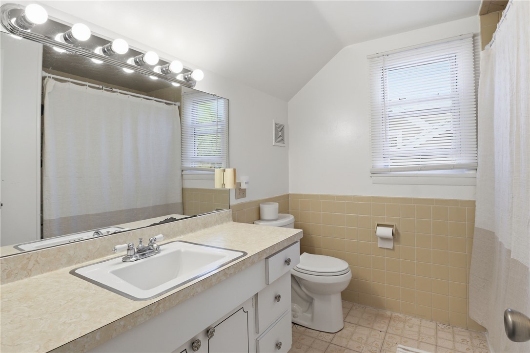 160 Wood Road Greece, NY 14626 - Photo 27 of 34