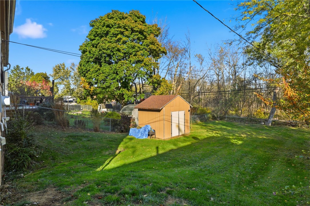 160 Wood Road Greece, NY 14626 - Photo 33 of 34