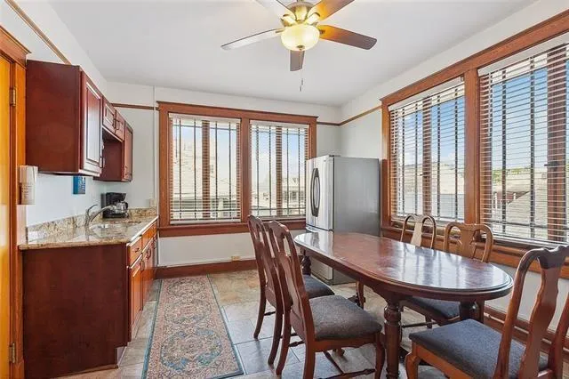 $2,000 | 918 Dauphine Street, Unit 5, New Orleans, LA 70116