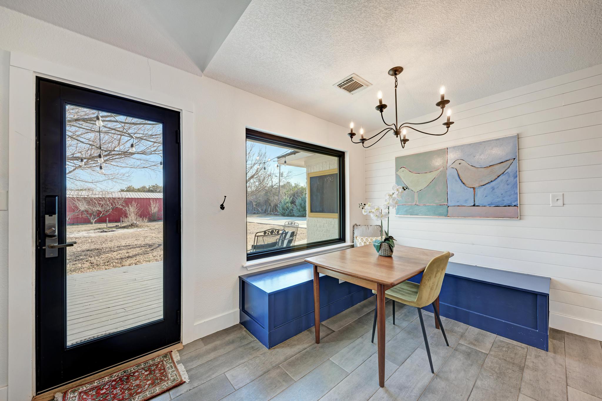 255 Glasscock Road Liberty Hill, TX 78642 - Photo 11 of 39 Eat in kitchen