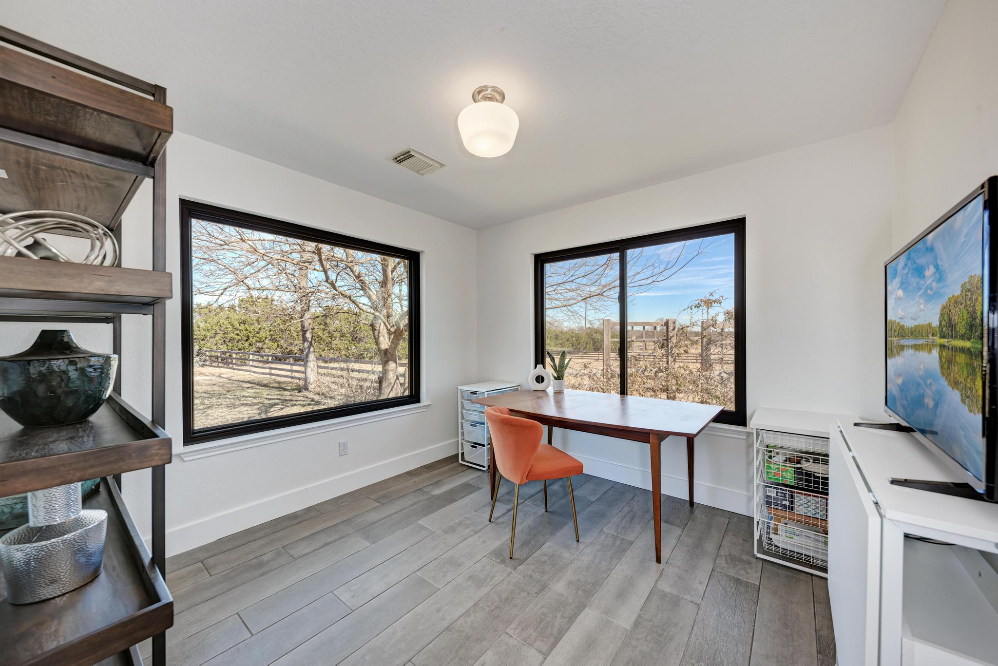 255 Glasscock Road Liberty Hill, TX 78642 - Photo 19 of 39 Office main house