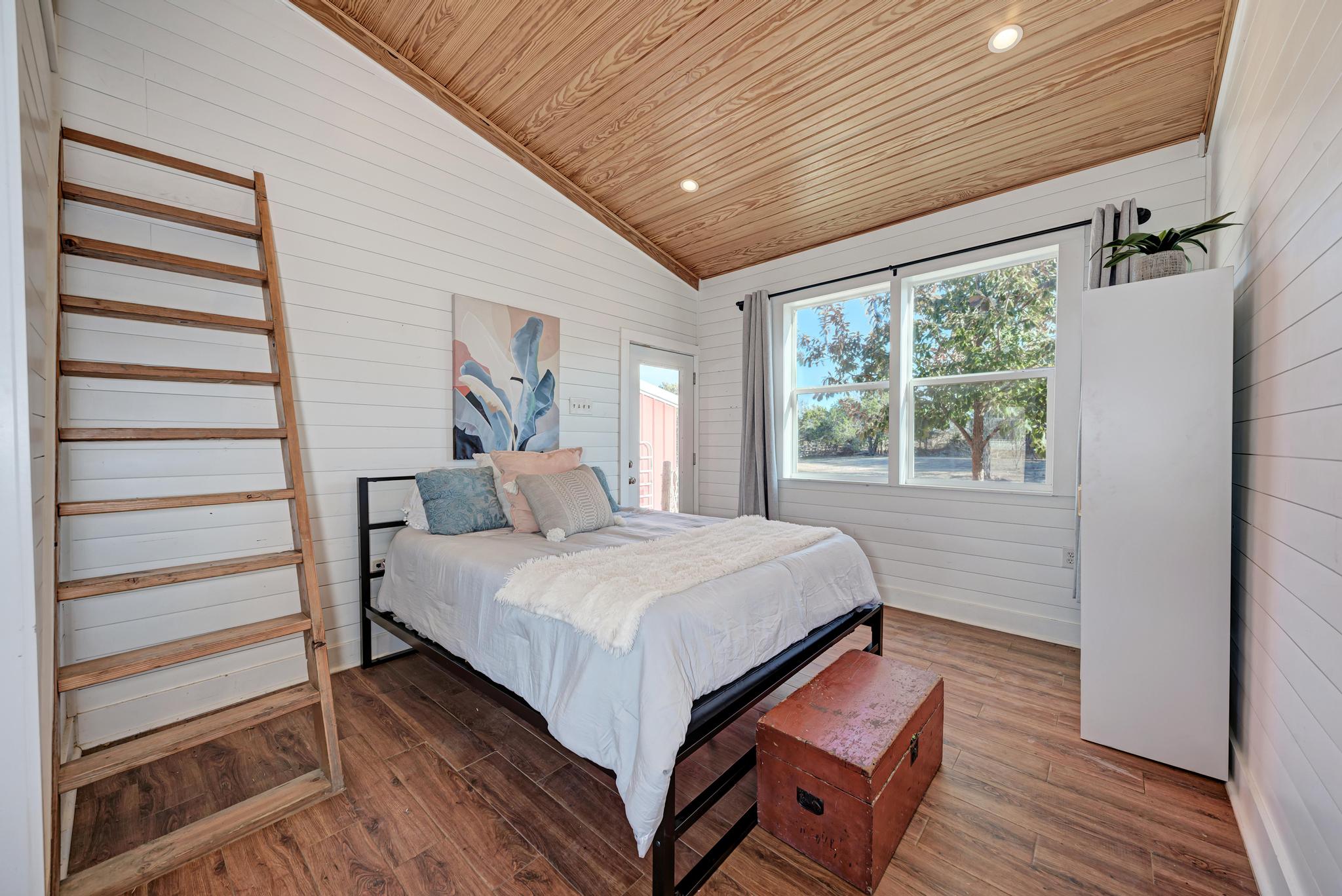 255 Glasscock Road Liberty Hill, TX 78642 - Photo 24 of 39 Primary bedroom studio apartment