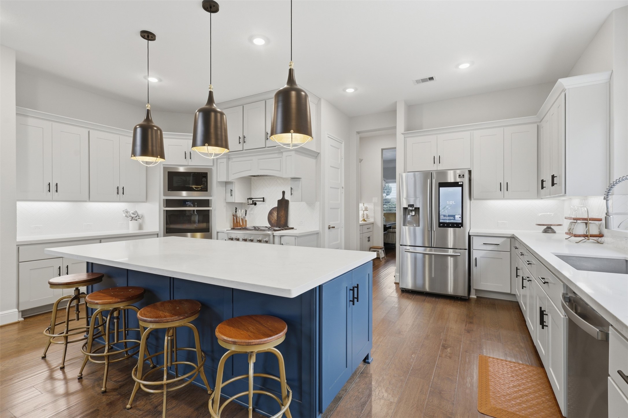 2215 Grove Terrace Lane Manvel, TX 77578 - Photo 11 of 50 Kitchen