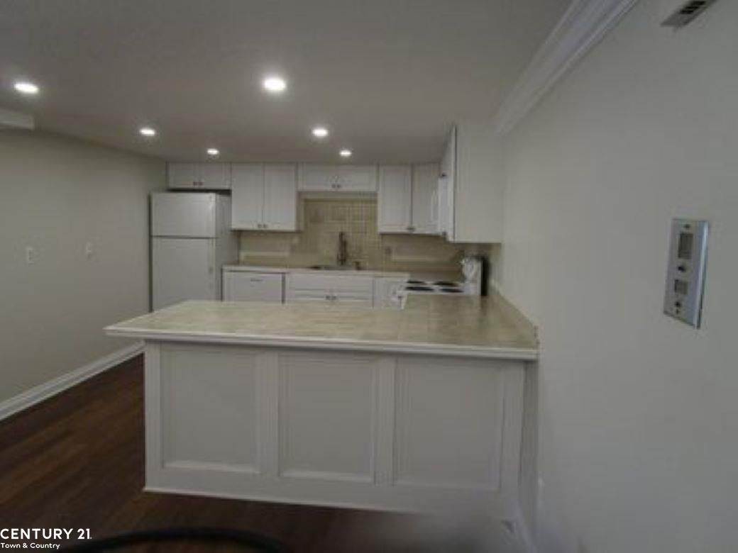 2309 Walton Rochester Hills Rochester, MI 48309 - Photo 7 of 49