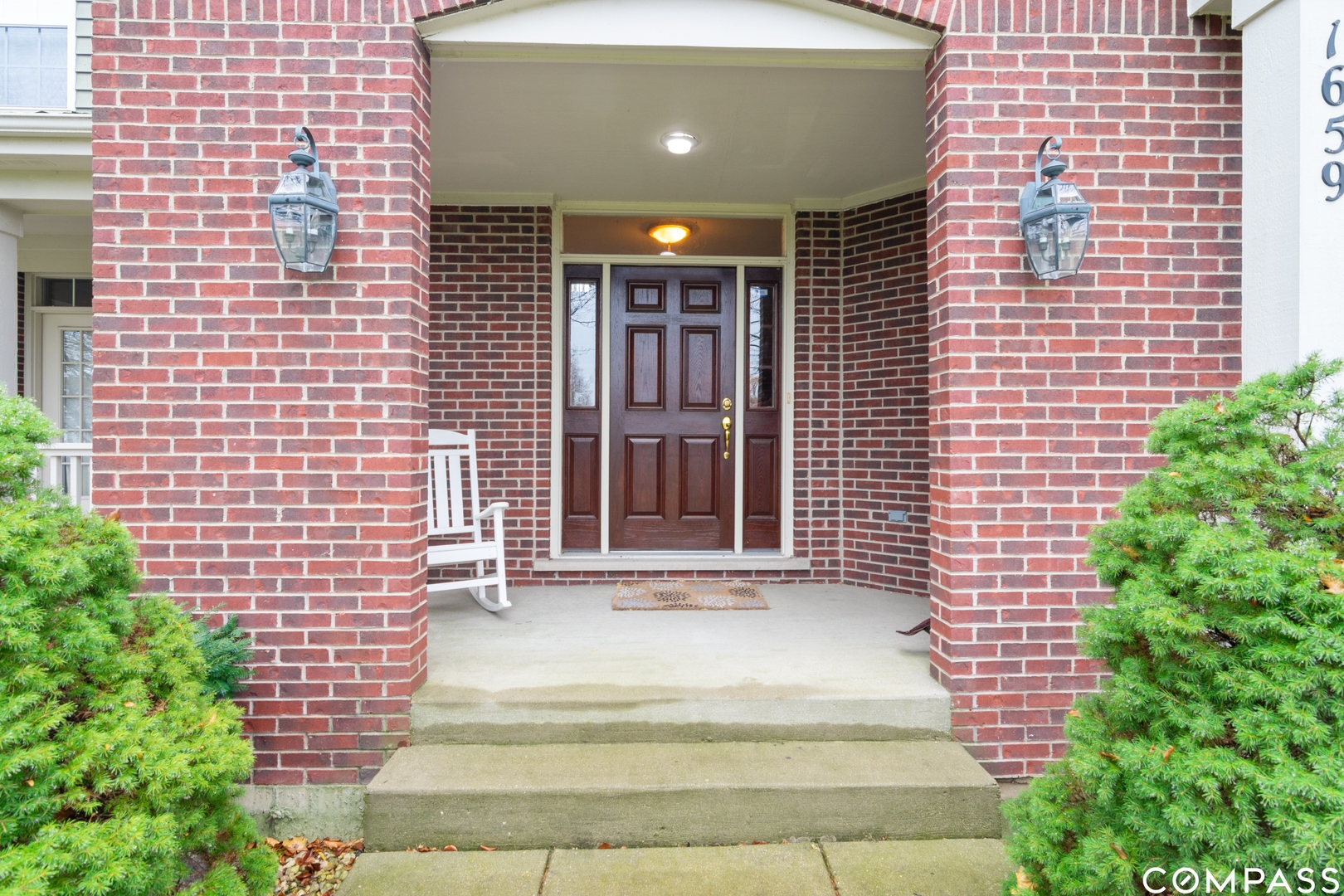 1659 Constitution Drive Glenview, IL 60026 - Photo 2 of 23