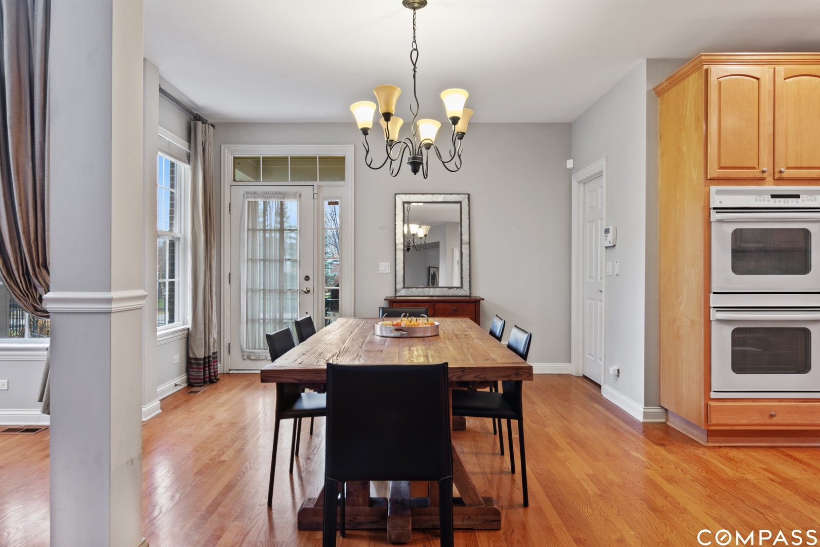 1659 Constitution Drive Glenview, IL 60026 - Photo 11 of 23