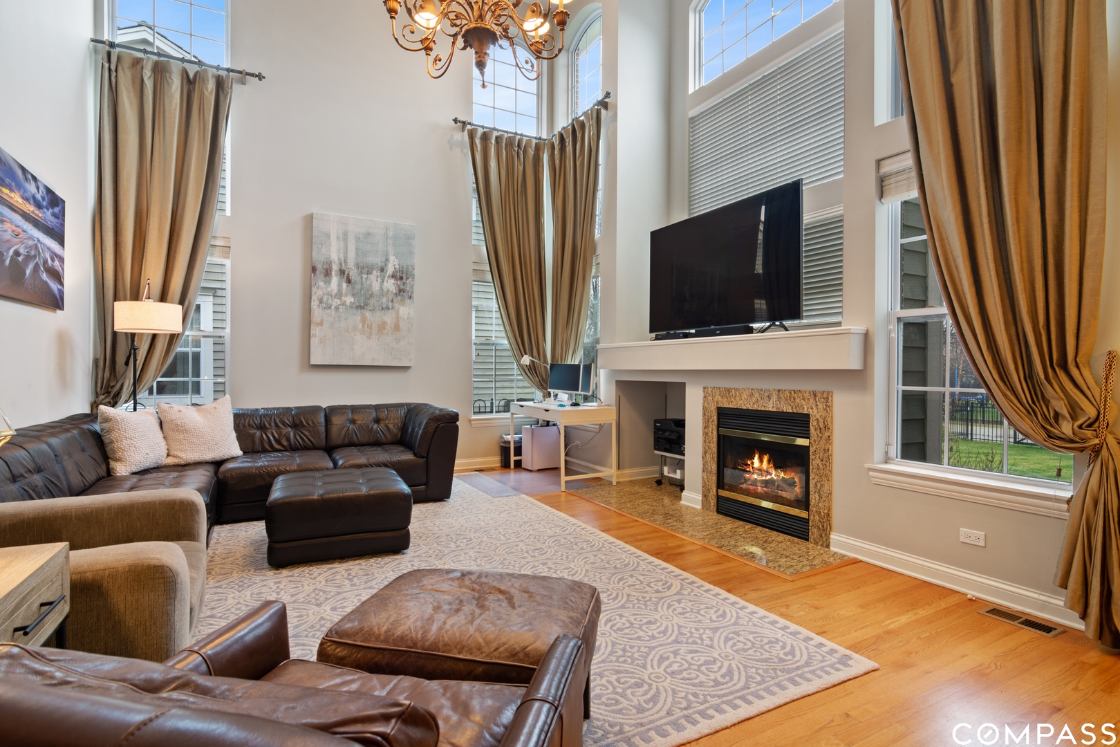 1659 Constitution Drive Glenview, IL 60026 - Photo 8 of 23