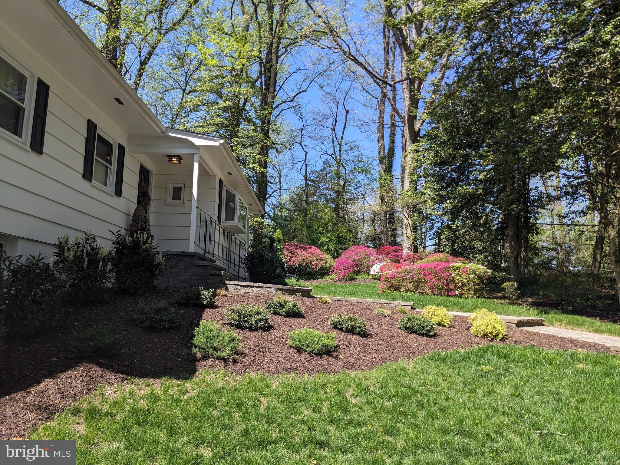 107 Greenbury Point Road Annapolis, MD 21409 - Photo 2 of 51 Gallery Image 2