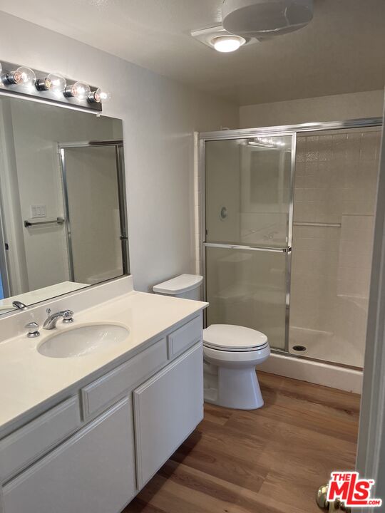 4501 Cedros Avenue, Unit 135 Sherman Oaks, CA 91403 - Photo 14 of 19 a bathroom with a sink and a mirror