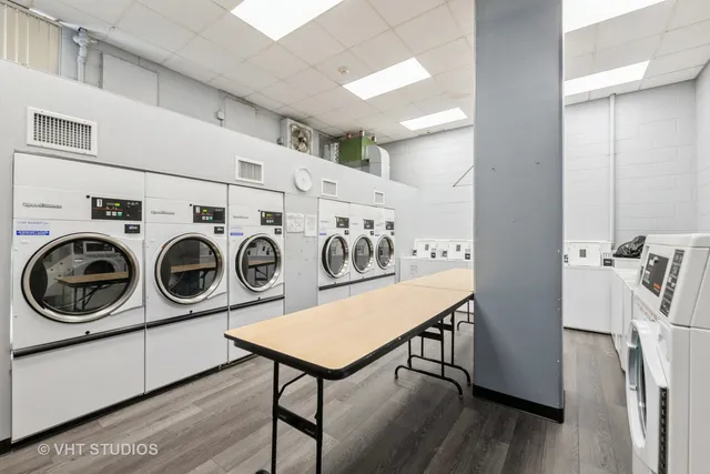 $206,000 | 40 North Tower Road, Unit 14A, Oak Brook, IL 60523