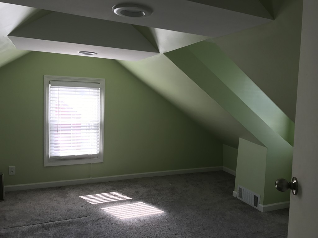 47 Healey Street Springfield, MA 01151 - Photo 12 of 22