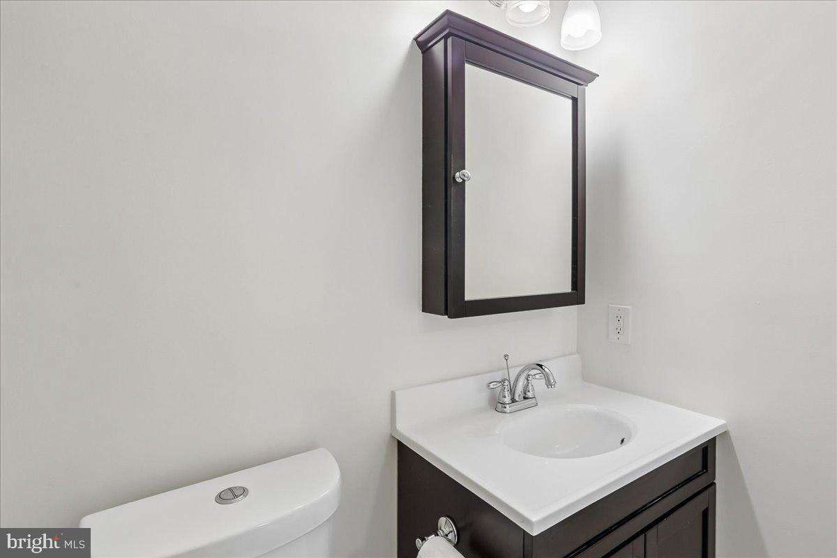 3708 Gawayne Terrace, Unit 37083 Silver Spring, MD 20906 - Photo 53 of 73 Bath