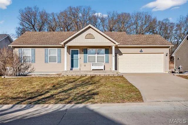 $290,000 | 25 September Street, Moscow Mills, MO 63362